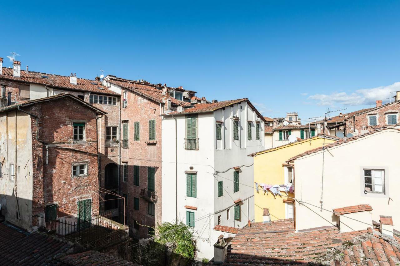 Suite Cuore Di Lucca Bagian luar foto